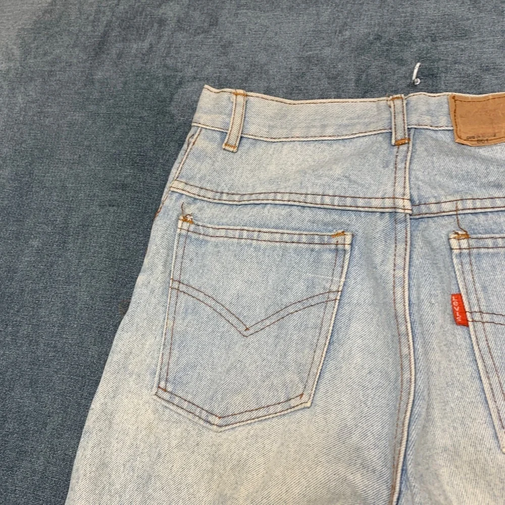 Vintage Levi's 501 Jeans Mens 29x36 Blue Denim Mid Rise Light Wash Streetwear